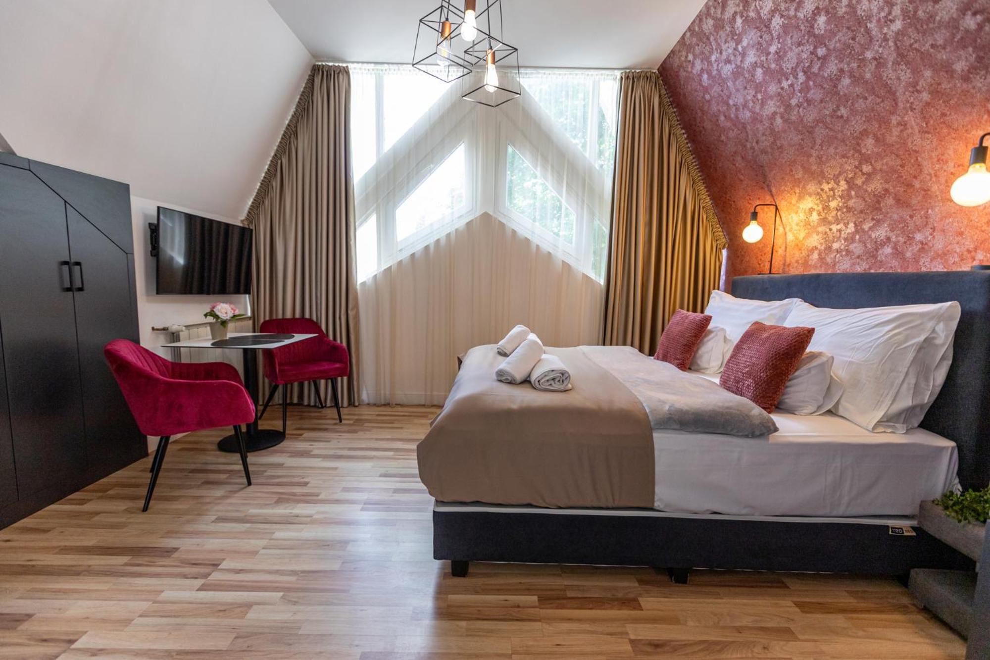 Hotel Clariss Balatonalmádi Eksteriør bilde